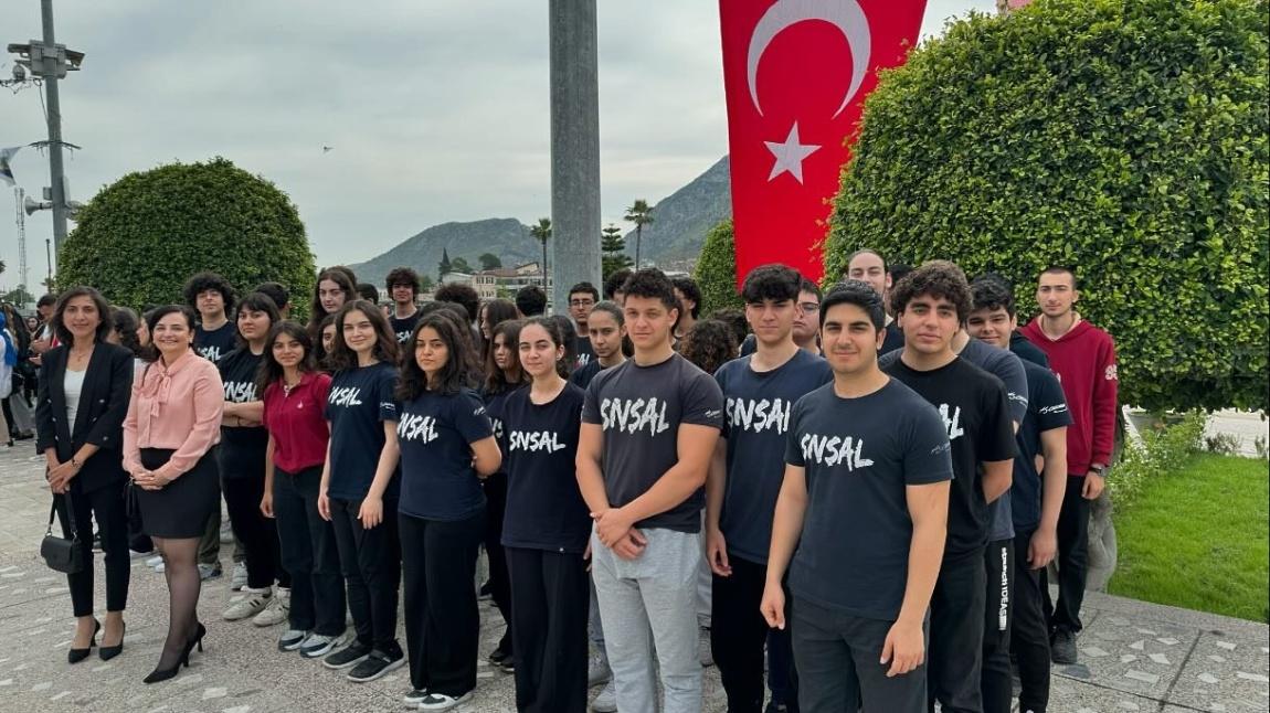 19 Mayıs Atatürk'ü Anma Gençlik ve Spor Bayramı Gençlik Haftası Açılışı Çelenk Sunma Töreni'ne Katıldık